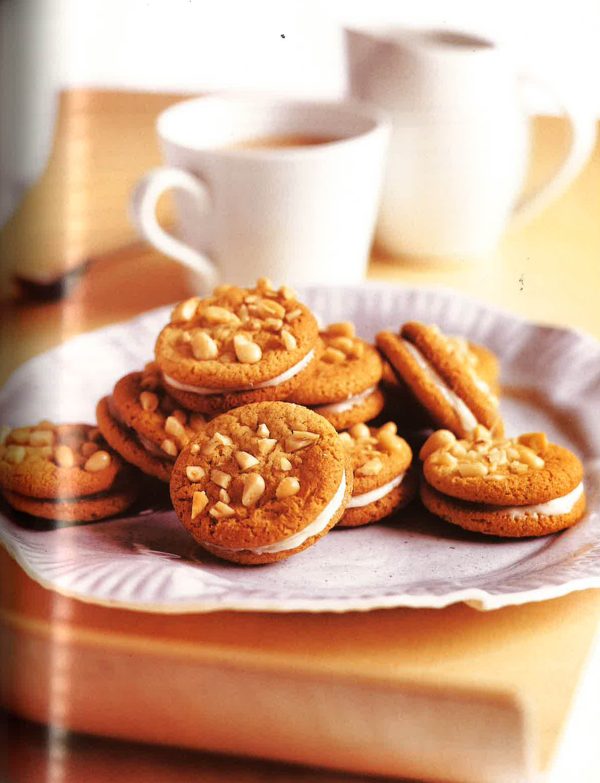 Baking Cookies & Biscuits Online